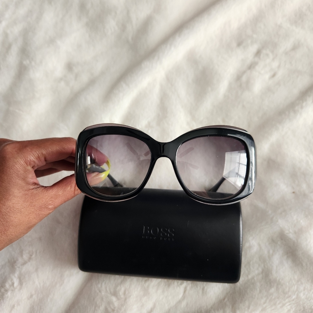 Hugo Boss Oversized Black Sunglasses